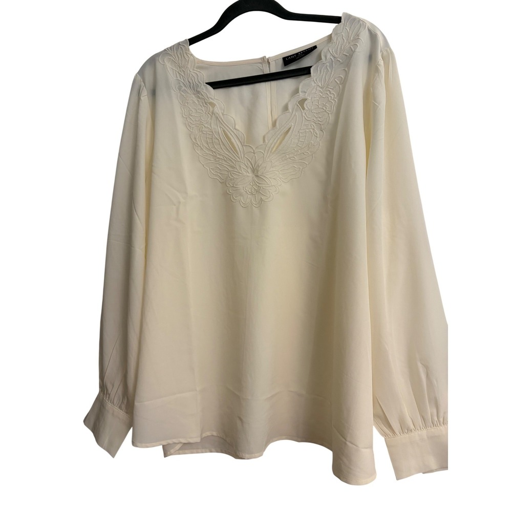 Lane Bryant Cream Embroidered Floral V-Neck Blouse Top Plus‎ Size 18/20 Romantic